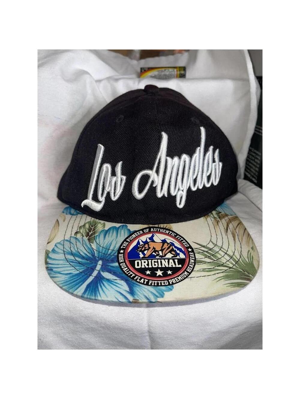 Stylish Los Angeles Cap with Floral Brim